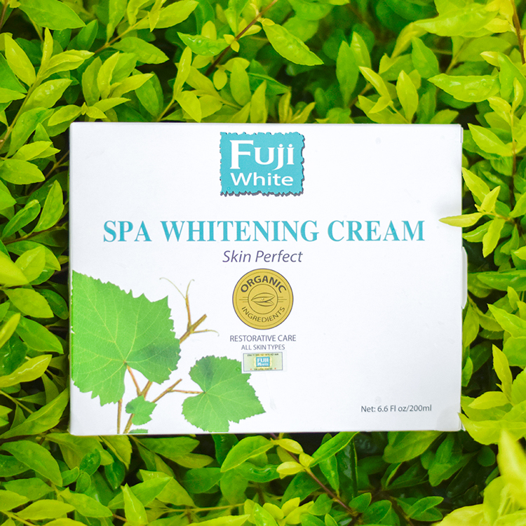 Kem Tắm Trắng Da Fuji White Spa Whitening Cream (200ml)