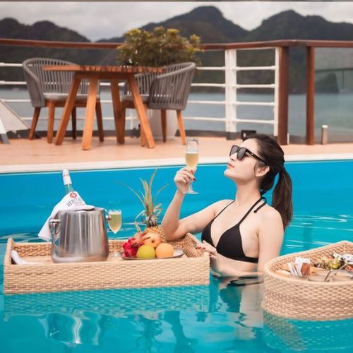 Voucher 2N1Đ Du Thuyền 5 Sao Heritage Cruises Cao Cấp Khám Phá Vịnh Hạ Long