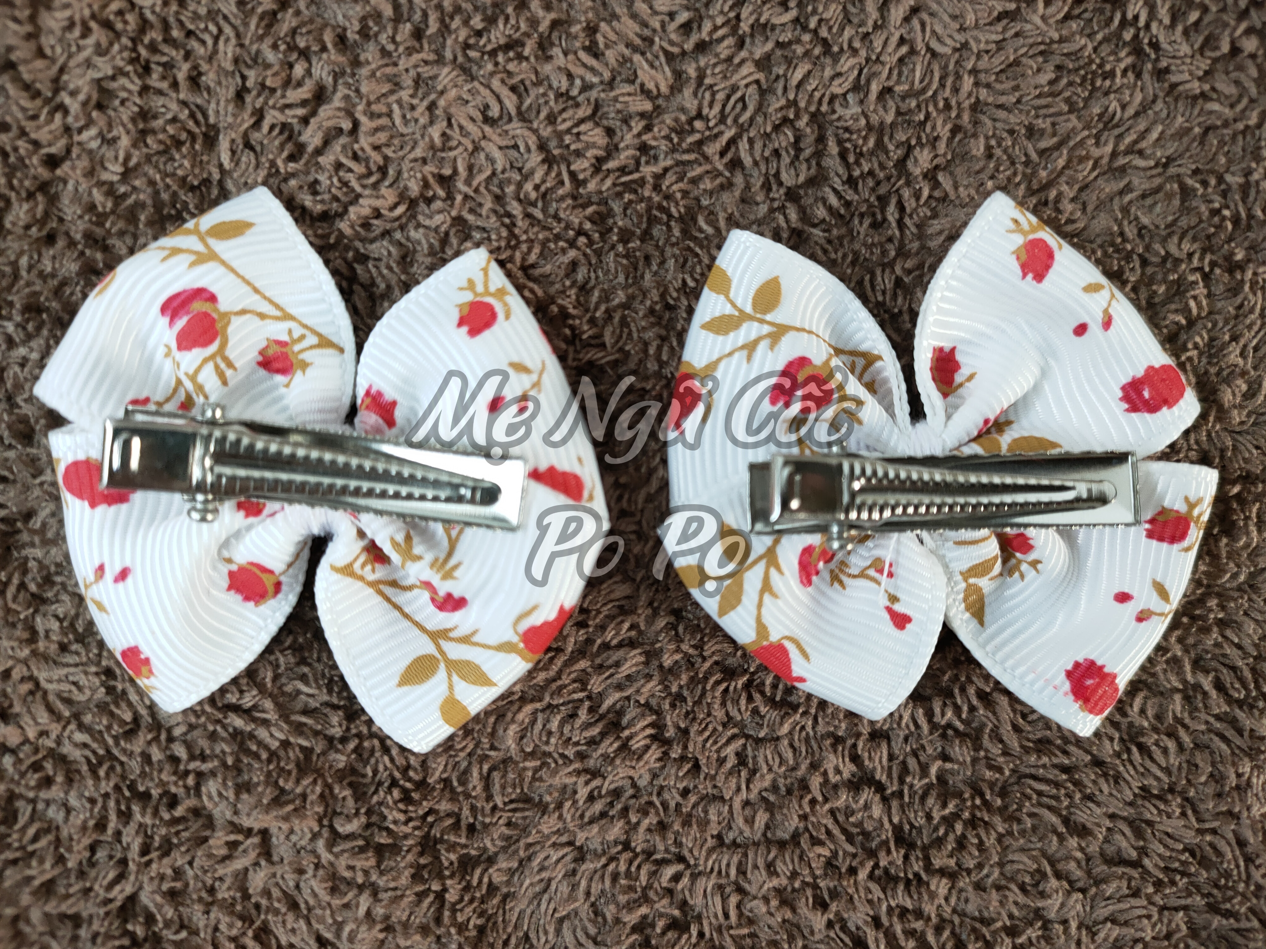 2 chiếc dây buộc/kẹp tóc 3 lớp tông màu ĐỎ