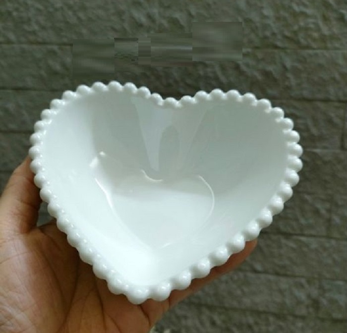 Bát tim sứ trắng viền ngọc cao cấp