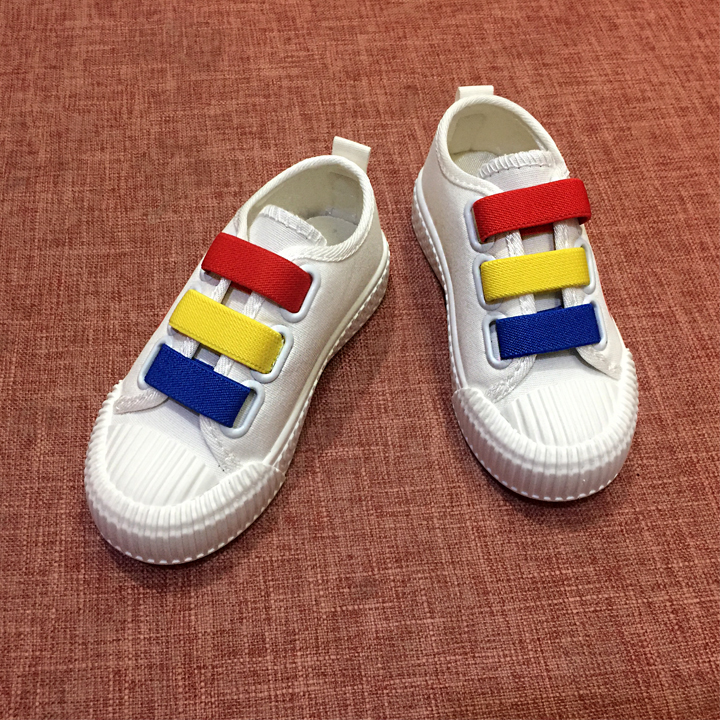 Giày thể thao màu trắng cho bé gái nhập khẩu Thái Lan