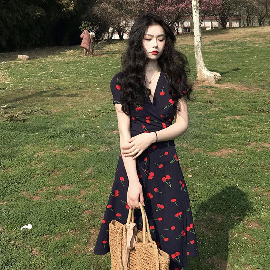 Đầm cổ chéo xẻ tà CYHERRY DRESS