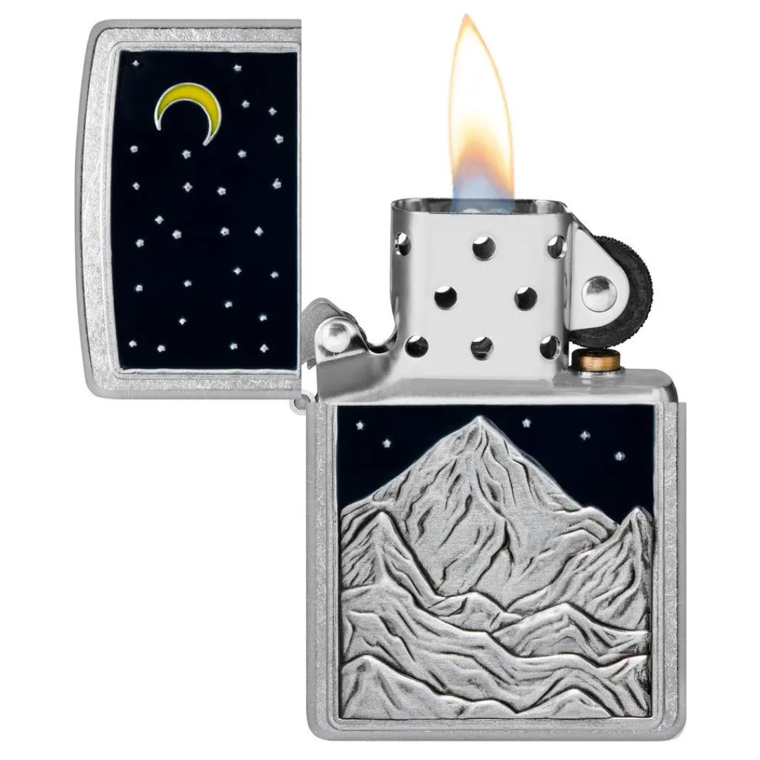 Bật lửa Zippo Mountain Emblem - Dòng Ốp Nổi Hình Núi Và Trăng Khuyết Chính Hãng Mỹ, Vỏ Street Chrome Cổ Điển, Chống Gió