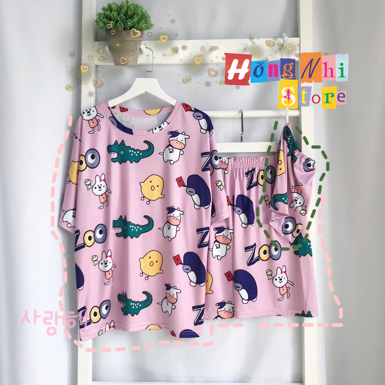 Bộ Thun Ngủ Hoạt Hình Tay Lỡ Kèm Túi Vải Phối Quần Short Oversize Ulzzang Dáng Rộng - MM