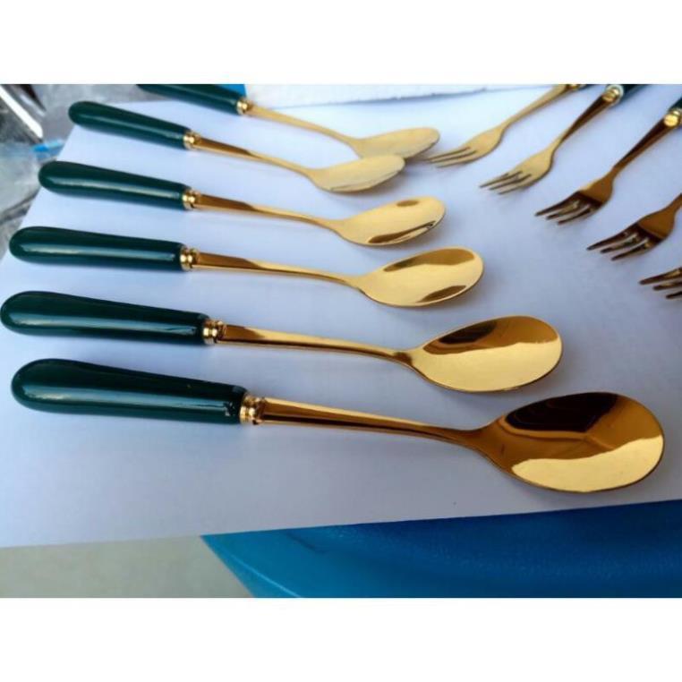 Bộ giỏ sứ thiên nga lục ngọc bảo kèm thìa hoặc dĩa