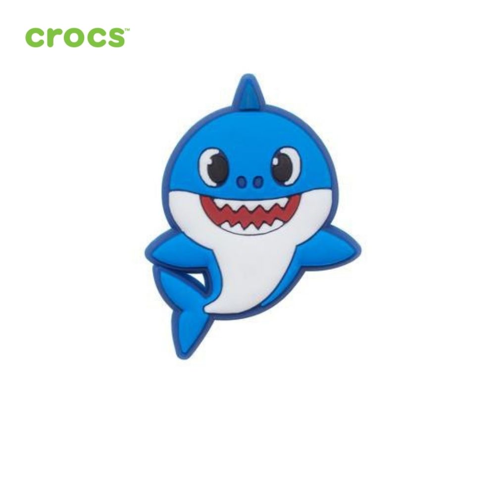 Huy hiệu (Jibbitz) Crocs Daddy Shark 10007935 - 1 cái