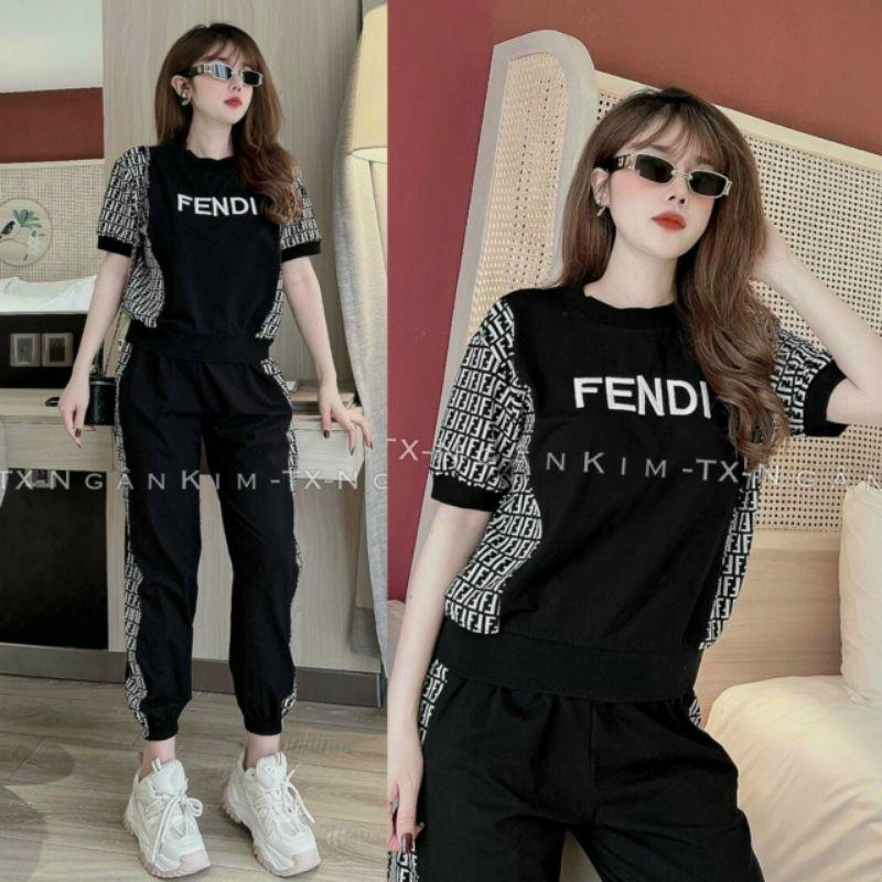 Bộ đồ thể thao nữ quần bo gấu áo phối họa tiết thêu logo sang trọng trẻ trung