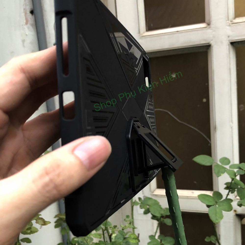 Ốp lưng dành cho Lenovo Y700 2023 đen chống sốc có kê đứng