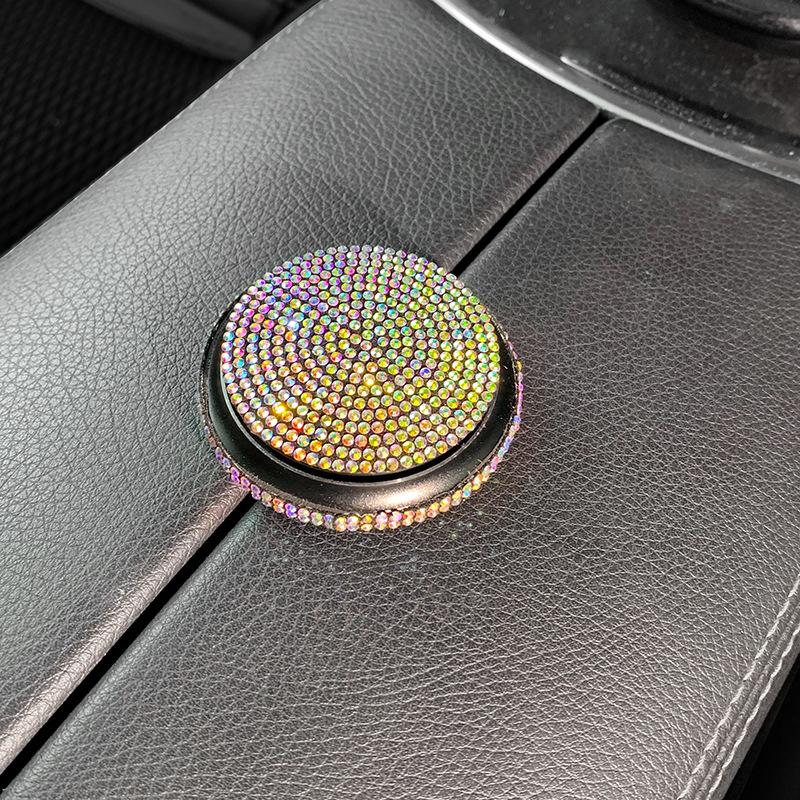 Phong cách mới nhất của nước hoa xe hơi trang trí xe hơi tinh dầu thơm nạm kim cương nước hoa sáng tạo phong cách nữ thần màu đỏ nước hoa thơm nhẹ hương thơm nữ