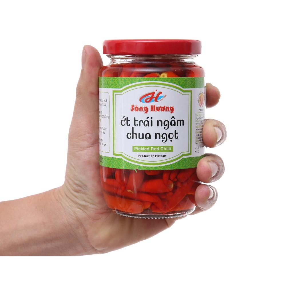 Ớt Ngâm Chua Ngọt Sông Hương Foods Hũ 350g
