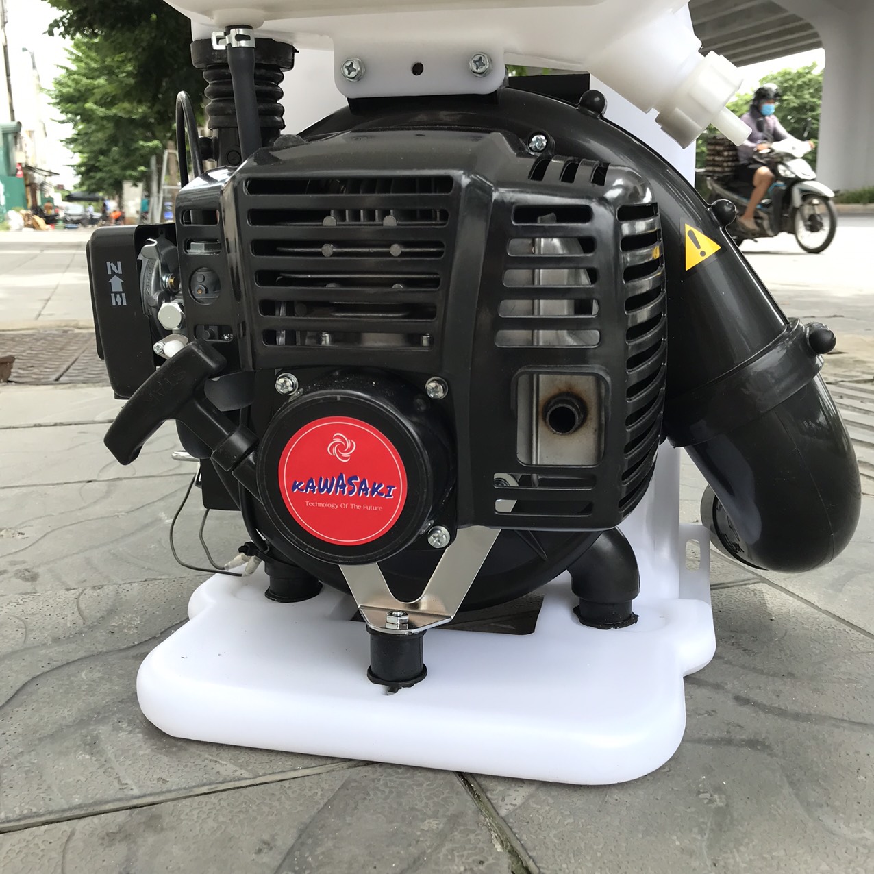 Máy phun thuốc khử trùng Kawasaki TK65