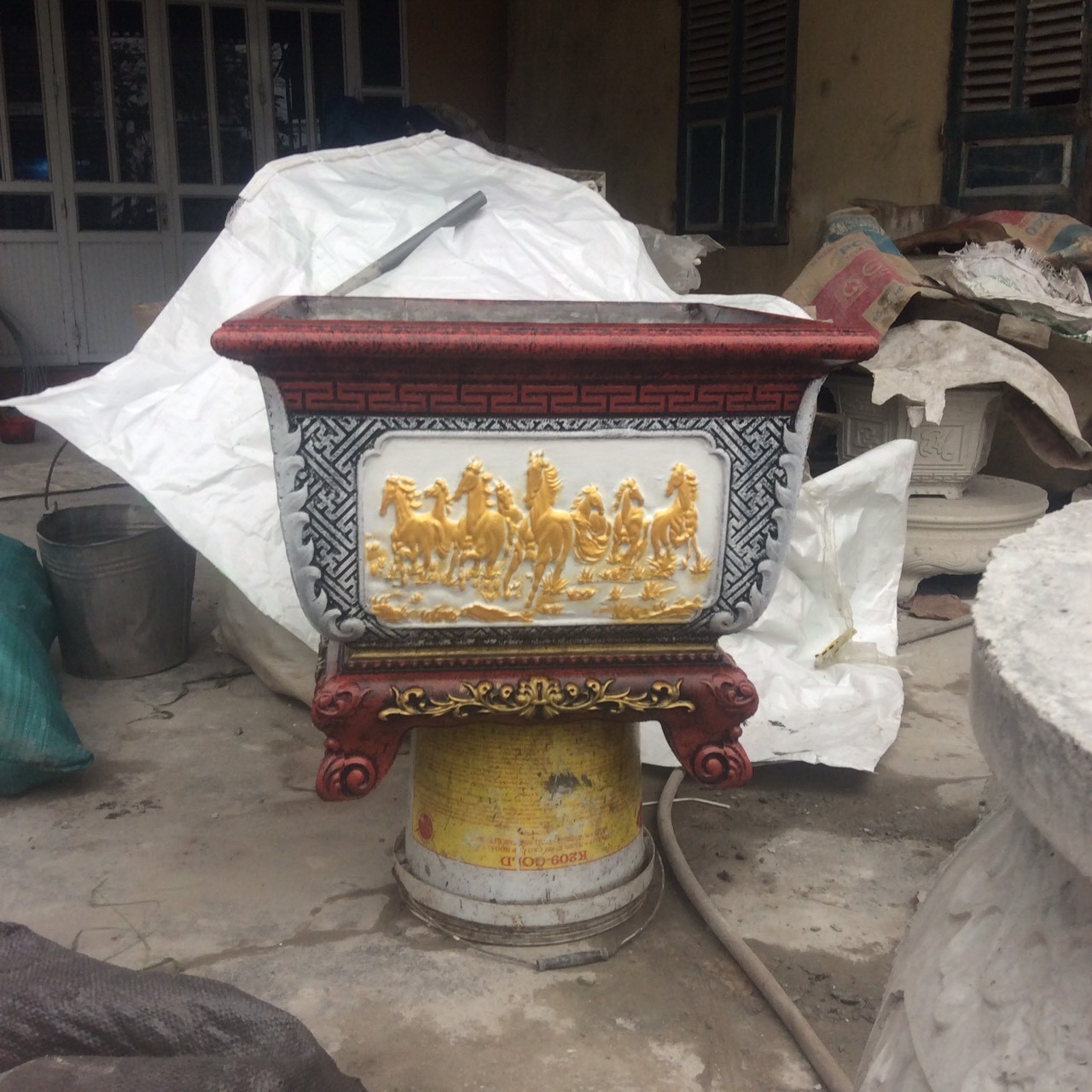 Khuôn Chậu Vuông 60 Chân Liền