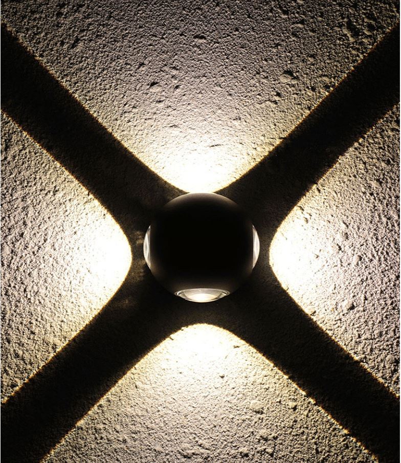 Đèn tường LED LOGIT nhỏ gọn, tiện dụng trang trí nội thất.