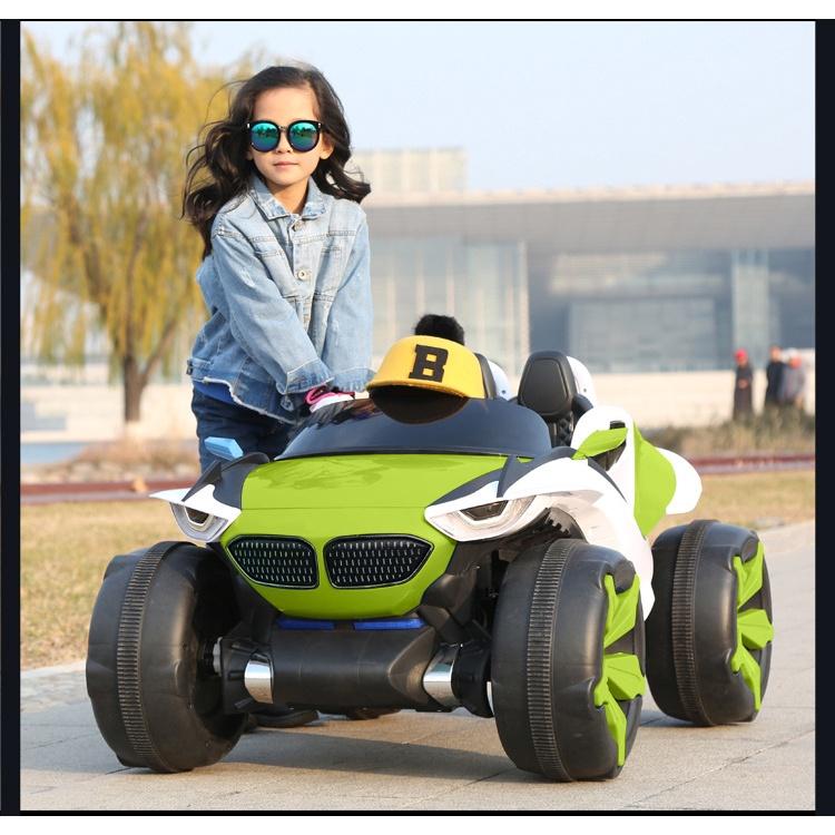 Xe ô tô điện trẻ em, xe oto điện cho bé 6888 có điều khiển từ xa, 2 chỗ ngồi, kết nối bluetooth