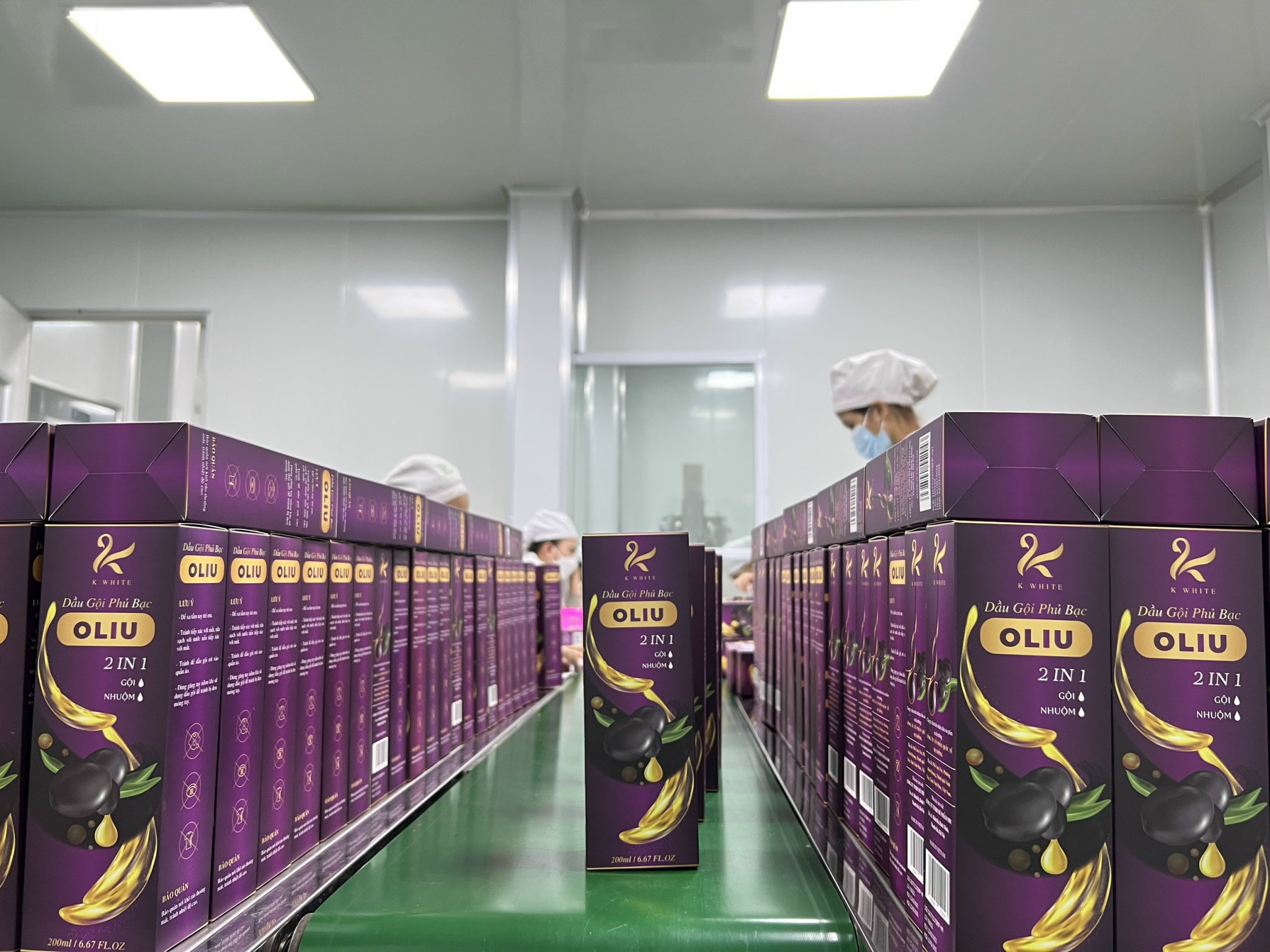 Dầu Gội Phủ Bạc OLIU
