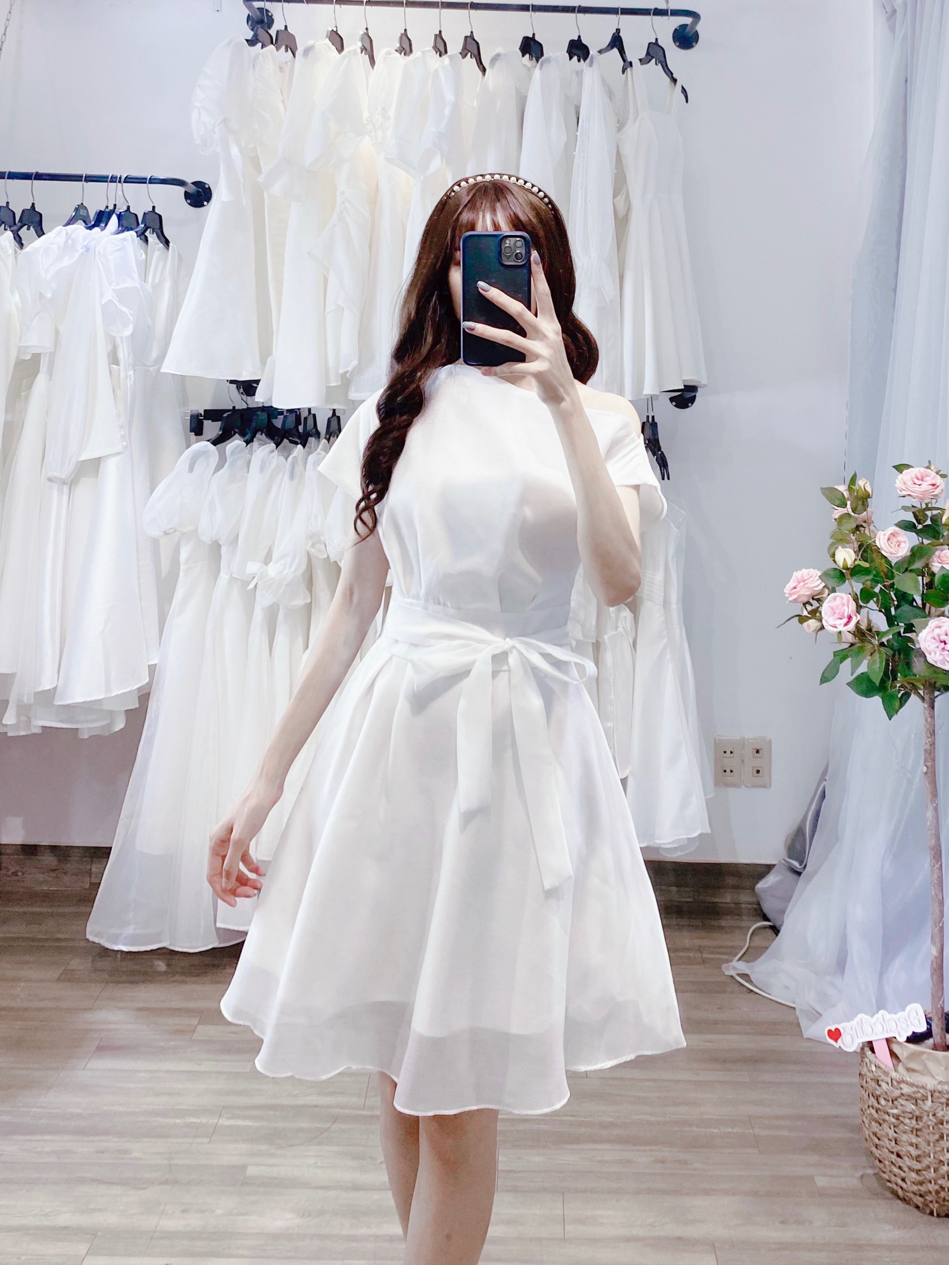 Đầm lệch vai 1 bên