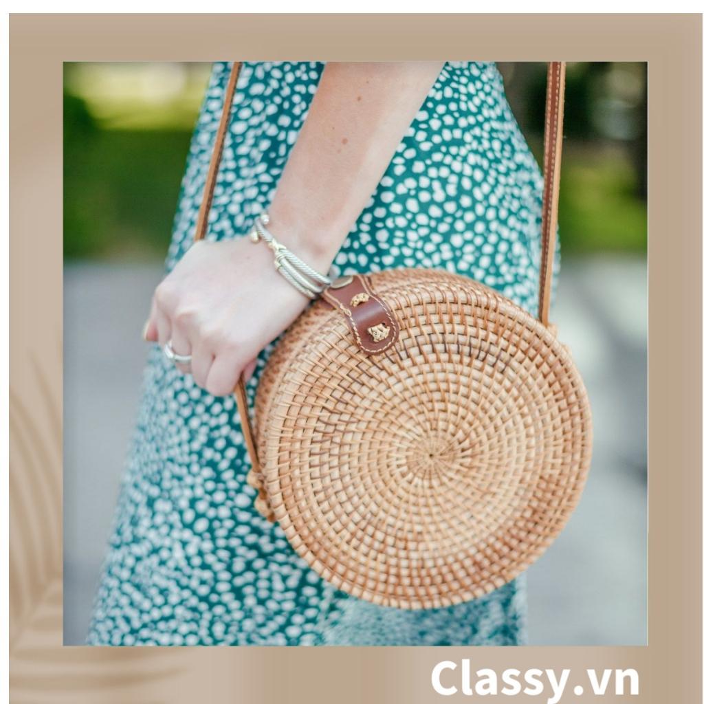 Túi mây tre đan Classy Việt Nam đi biển hình tròn bằng mây tre đan cao cấp, kiểu dáng Vintage T330