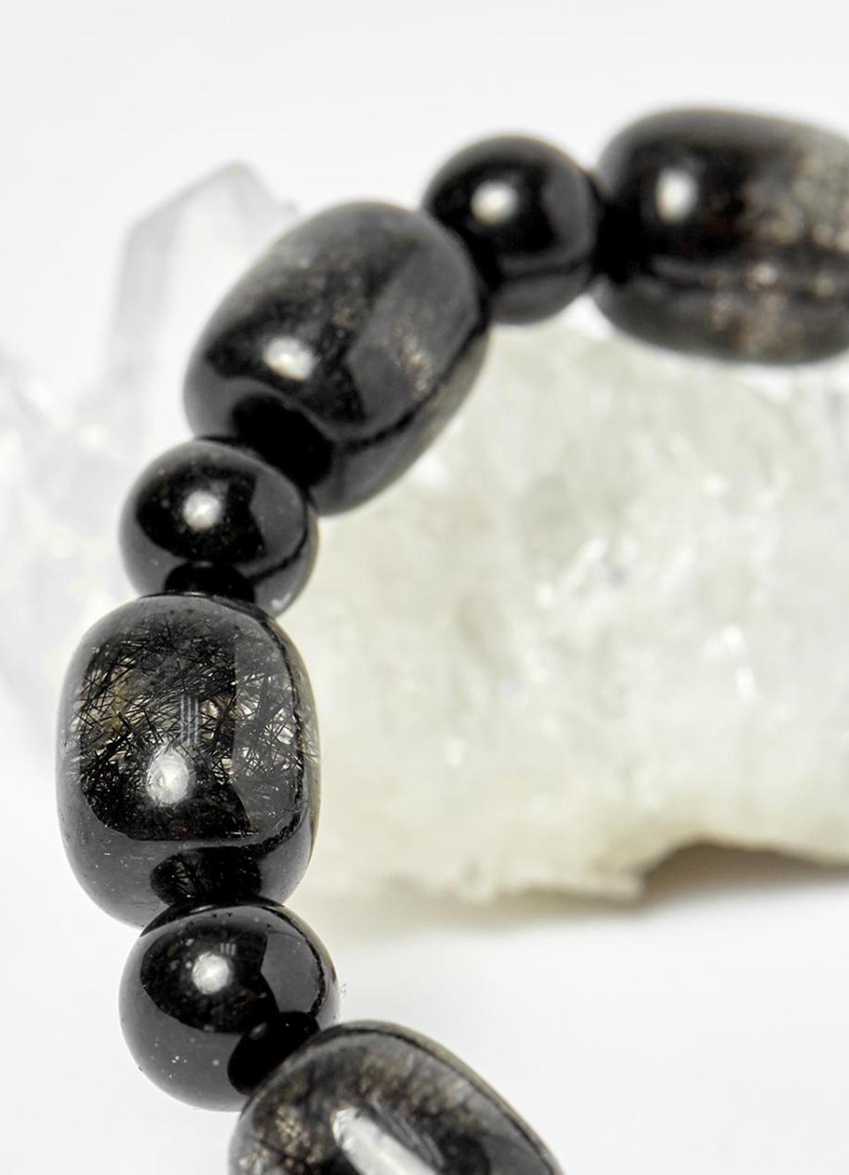 Hình ảnh Vòng nam lu thống thạch anh tóc đen 14.5x11.2mm mệnh thủy, mộc - Ngọc Quý Gemstones
