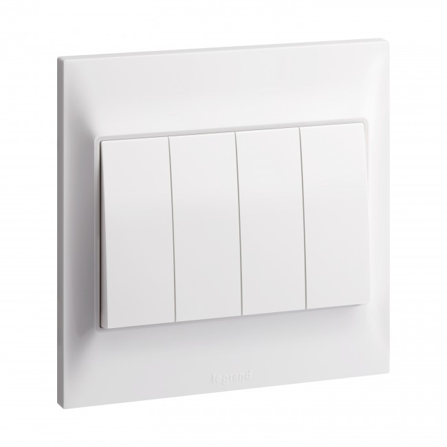 Công tắc bốn 2 chiều 617607 Legrand