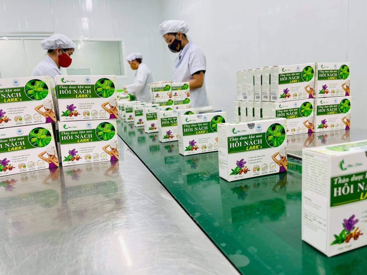 Bột Thảo dược khử mùi hôi nách, hôi chân,mồ hôi tay chân LARK'S