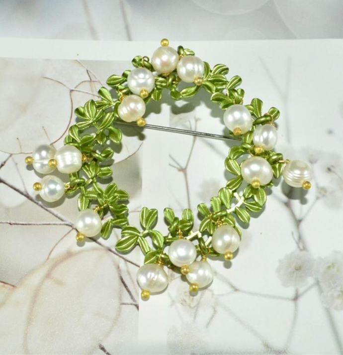 Cài áo  thời trang  hình hoa đính ngọc GC263