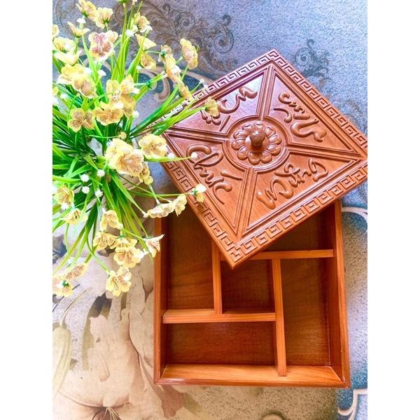 Khay đựng bánh kẹo tết, hộp bánh kẹo tết gỗ hương cao cấp