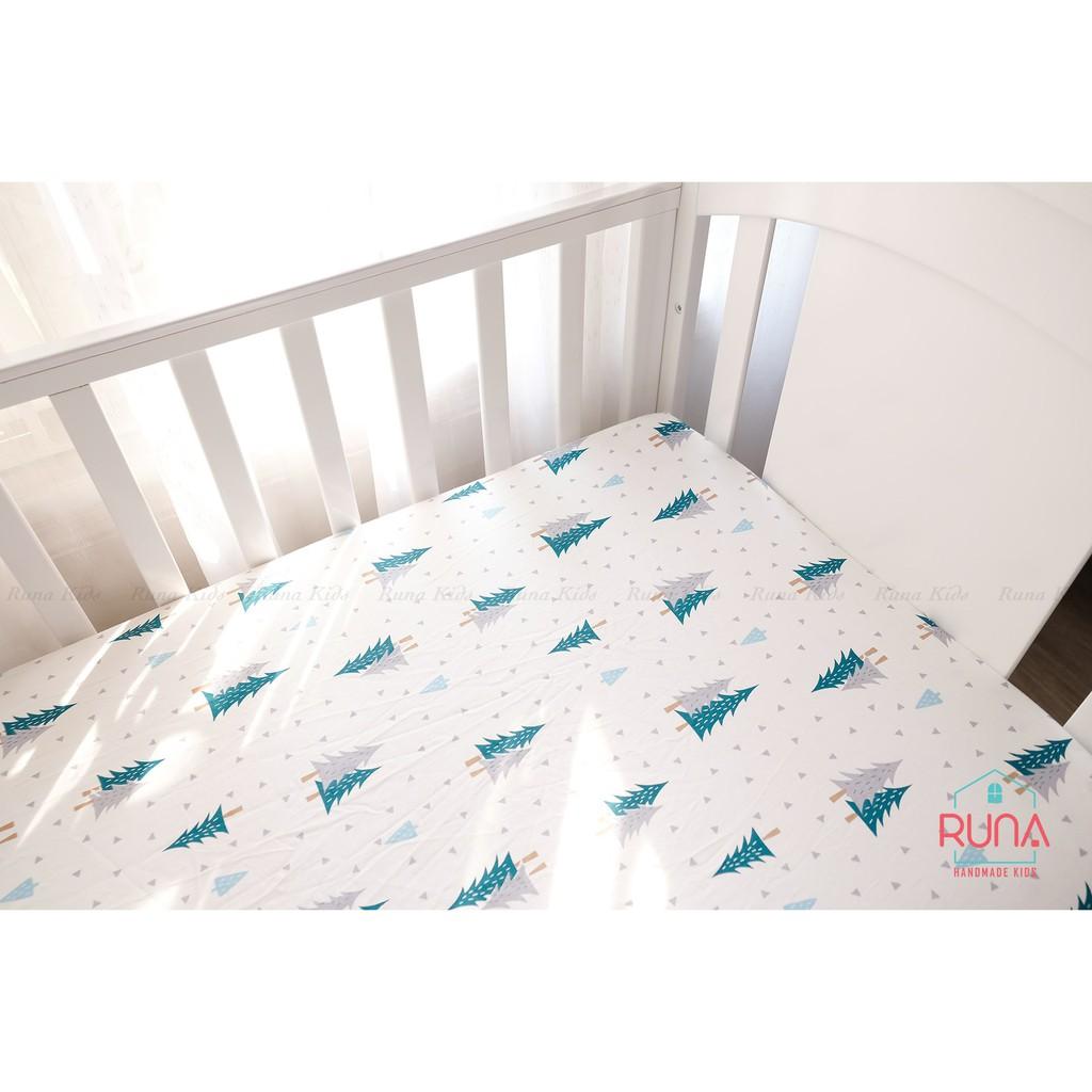 Ga chun bọc nệm cũi của bé RUNA KIDS Cotton Hàn 100% cao cấp mềm mịn thoáng mát an toàn cho da bé kích thước 56x100cm