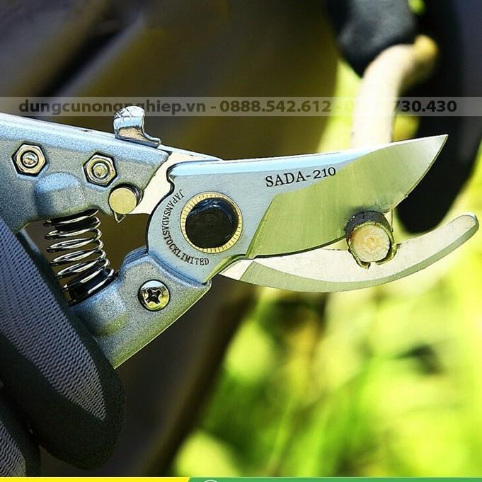 Kéo cắt cành cây SADA 210 tỉa cây sắc gọn, không mỏi tay