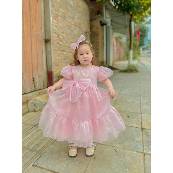 Váy hồng công chúa xinh xắn tặng kèm phụ kiện cho bé