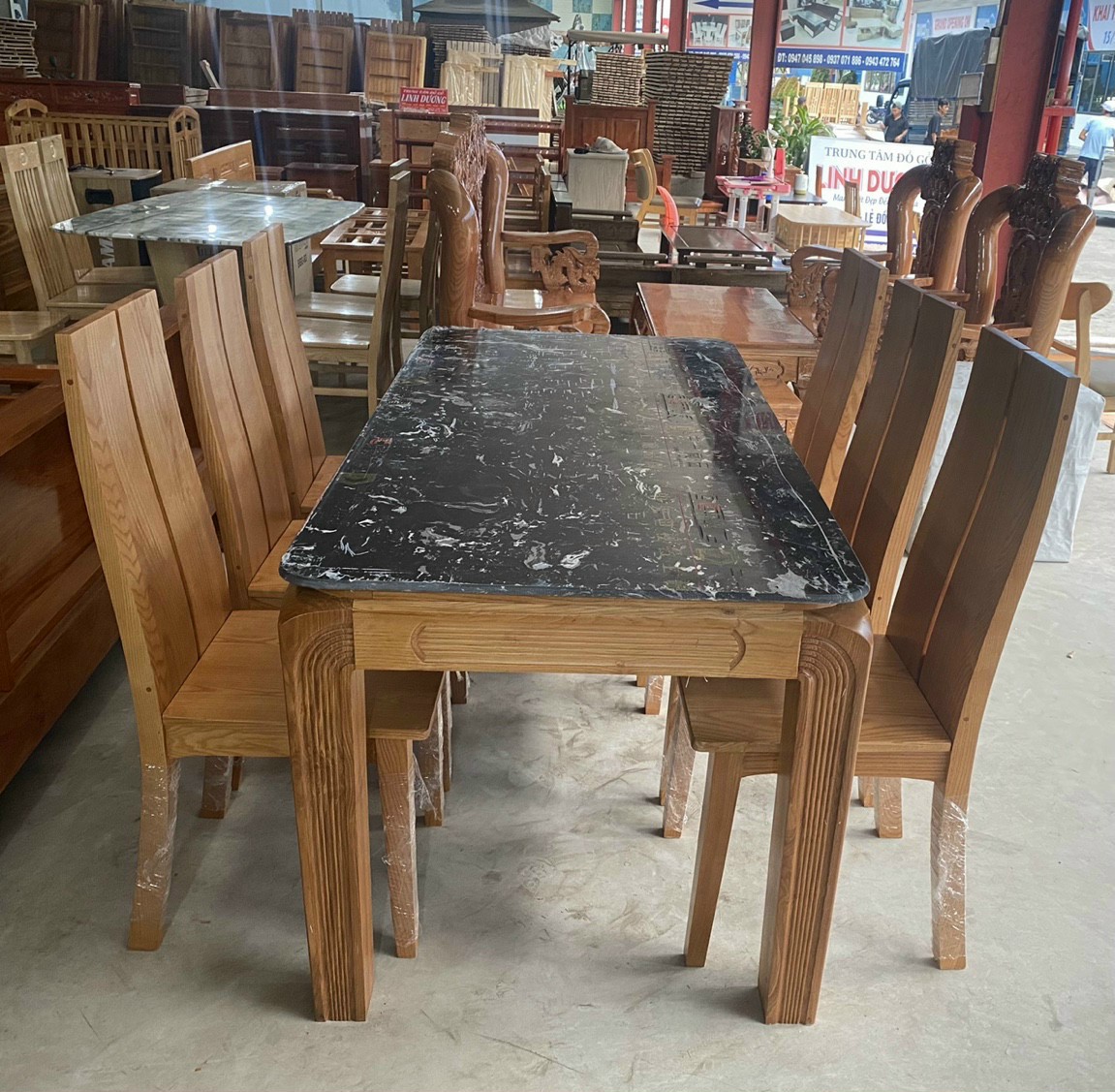 Bộ bàn ăn 6 ghế sồi Mỹ 1 M6