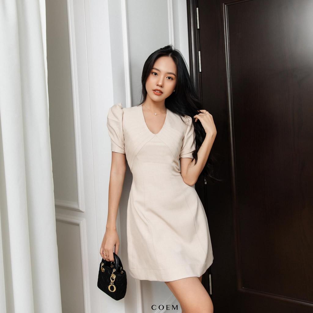 Đầm Dáng Chữ A Xếp Ly Ngực Tay Phồng Màu Trắng Sữa Chất Liệu Linen Premium CO EM Thiết Kế Phù Hợp Công Sở Dạo Phố