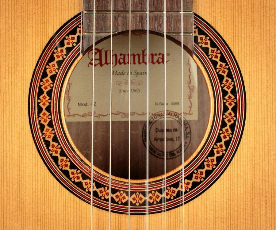 Đàn Guitar Cao Cấp Classic Alhambra - Iberia Ziricote - Hàng chính hãng