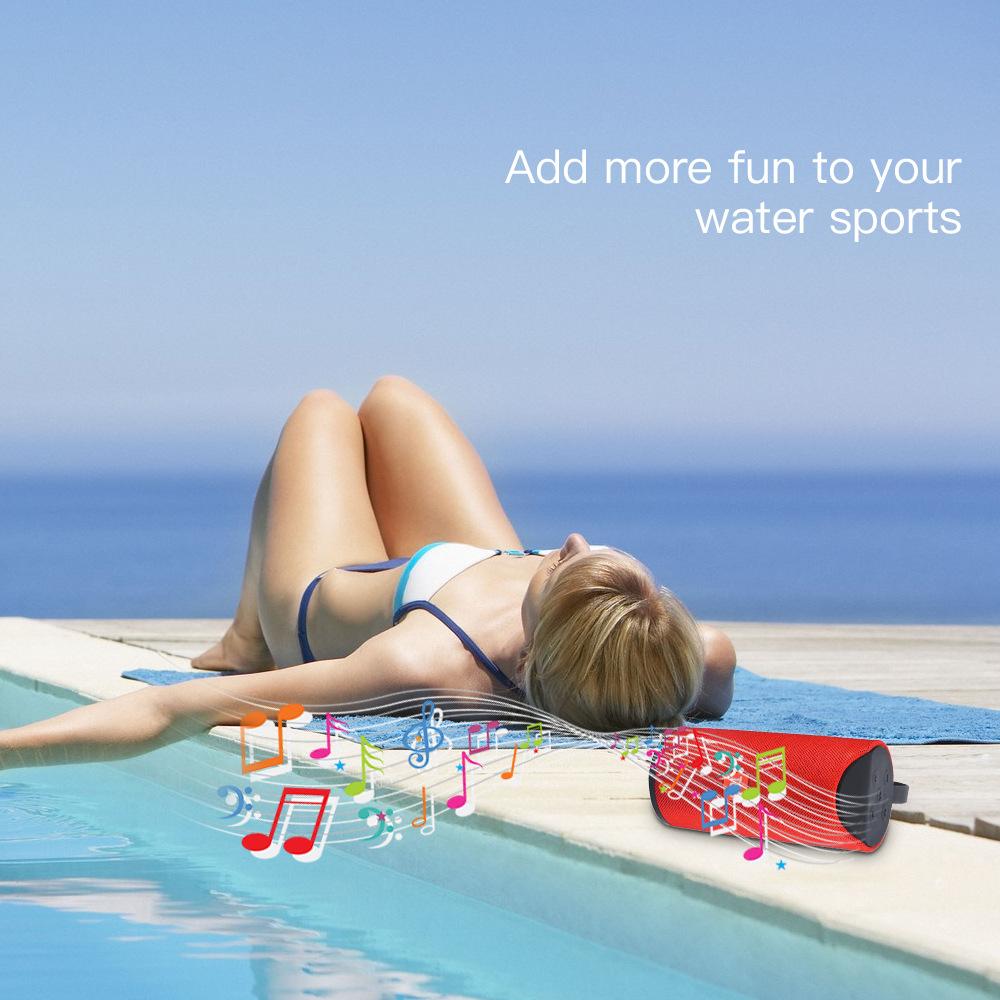 Âm thanh chống nước Loa không dây Bluetooth TWS Kết nối Bluetooth 5.0 Âm thanh vòm Cuộc gọi rảnh tay Thẻ TF Đài FM Loa AUX Màu sắc: Xanh lục