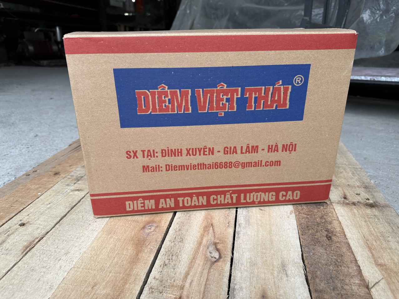 DIÊM VIỆT THÁI [ VỈ 100 BAO ] - CHUYÊN DÙNG CHO ĐỐT NẾN THƠM VÀ PHỤC VỤ KHÁCH SẠN QUÁN CAFE SANG TRỌNG