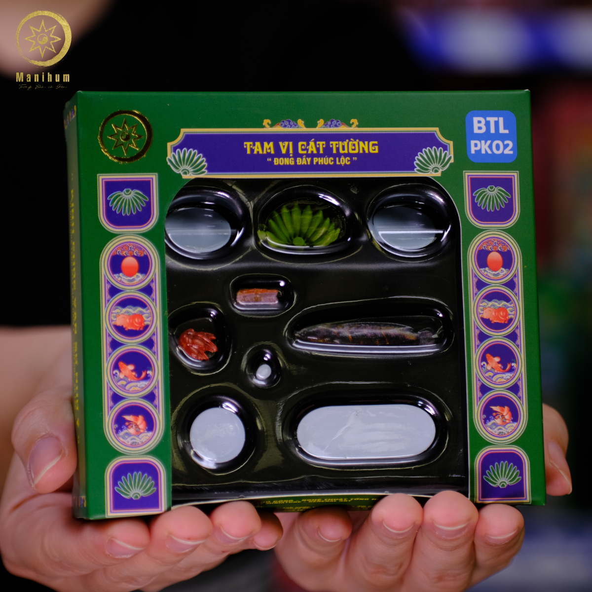 Phụ Kiện Bàn Thờ Bộ Mâm Cúng Tam Vị Cát Tường Manihum - Quà Tặng Phong Thủy May Mắn Chiêu Tài - BTLPK-02