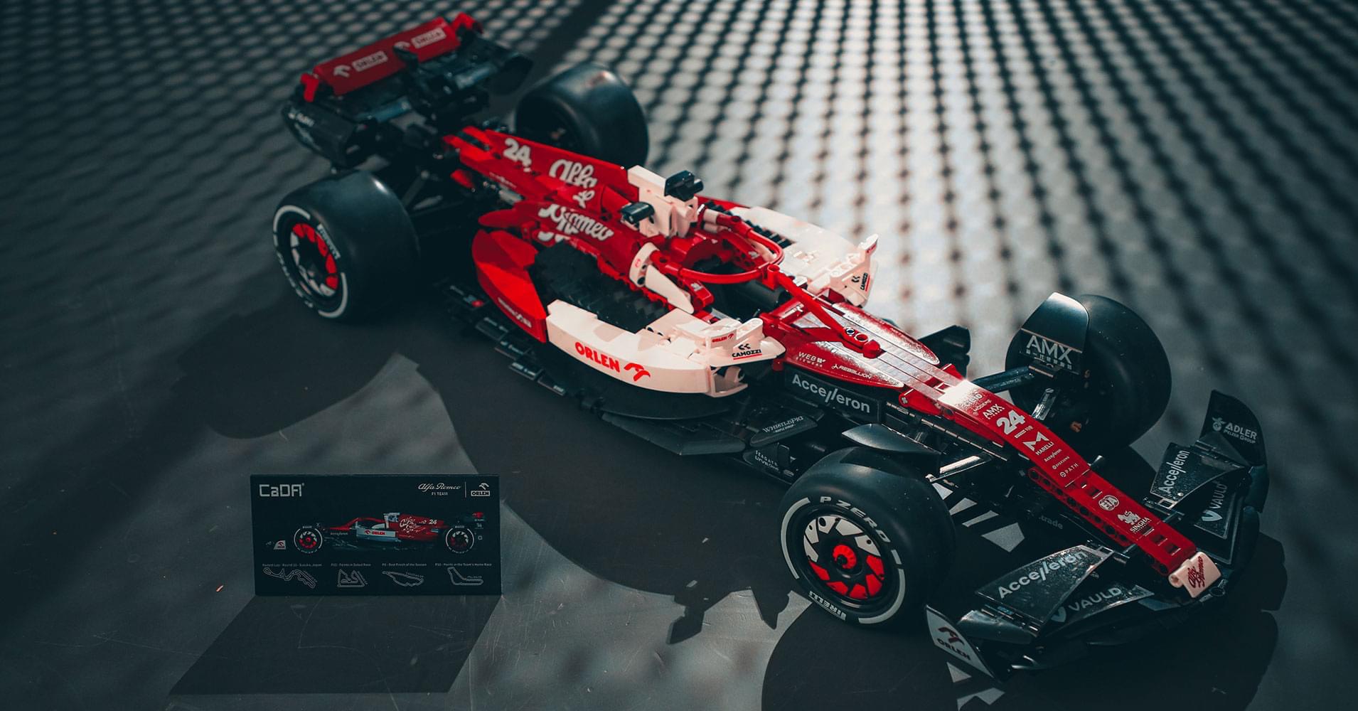 Đồ Chơi Lắp Ráp Xe Đua Alfa Romeo F1 ORLEN C42 tỷ lệ 1:8