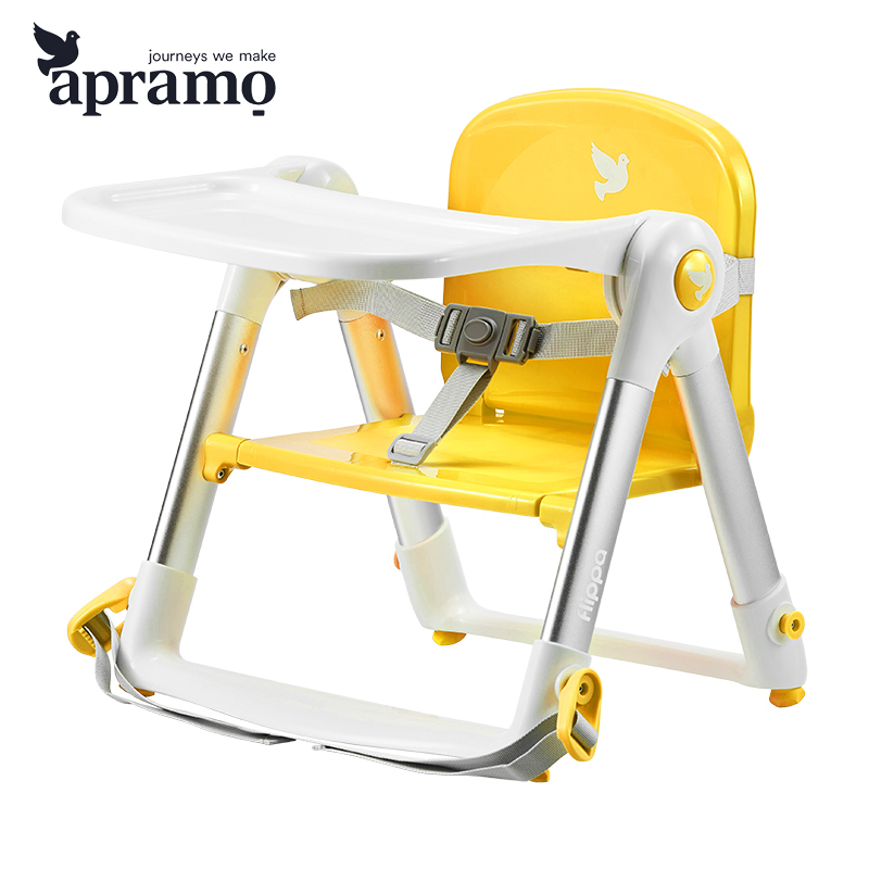 Ghế ăn dặm cho bé gấp gọn siêu nhẹ KidAndMom Apramo Flippa Dining Booster phiên bản bò sữa có thể mang theo du lịch