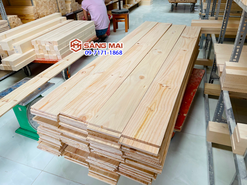 Tấm gỗ thông mặt rộng 14cm x dày 1cm x dài 120cm + láng mịn 4 mặt