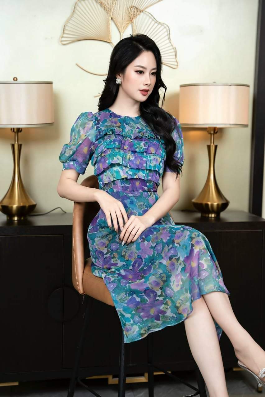 Đầm hoa xòe phối tâng tay phông xinh và sang