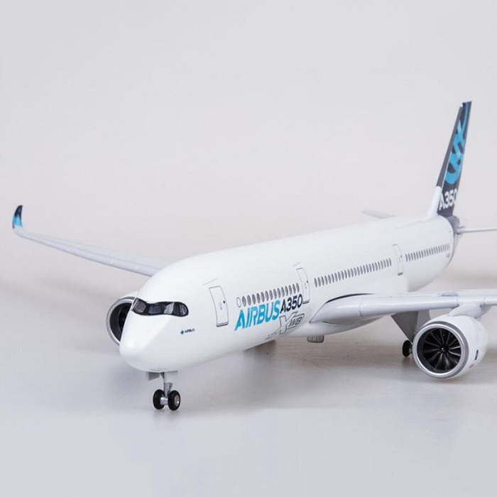 Mô hình máy bay Airbus A350 XWB 47cm có bánh xe và đèn led