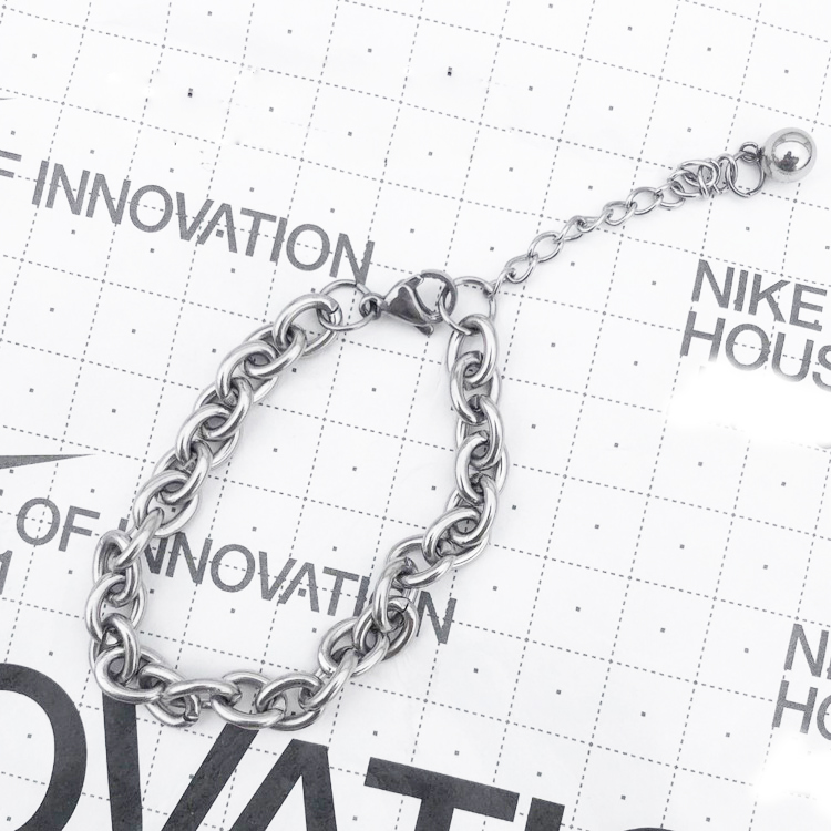 Lắc tay titan kim loại cá tính cho nam và nữ