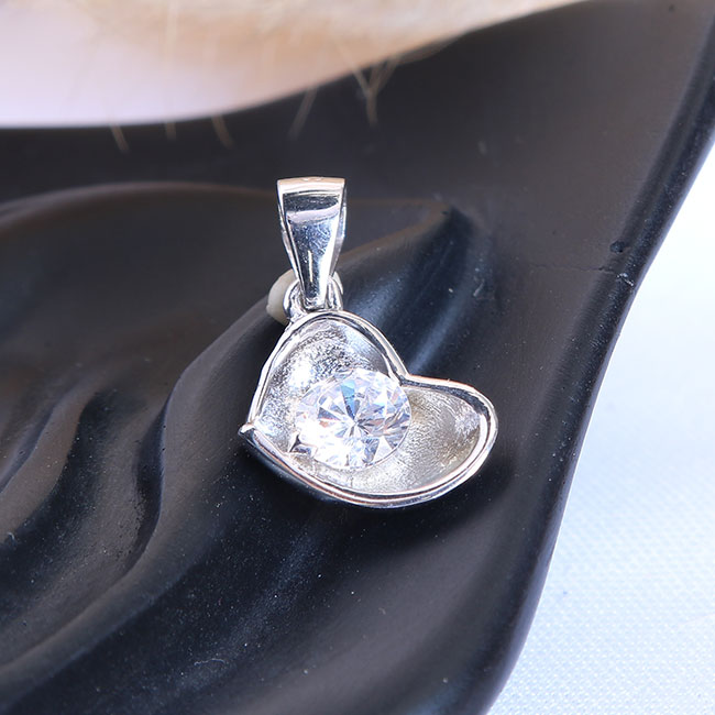 Mặt dây chuyền bạc nữ Eternal Love