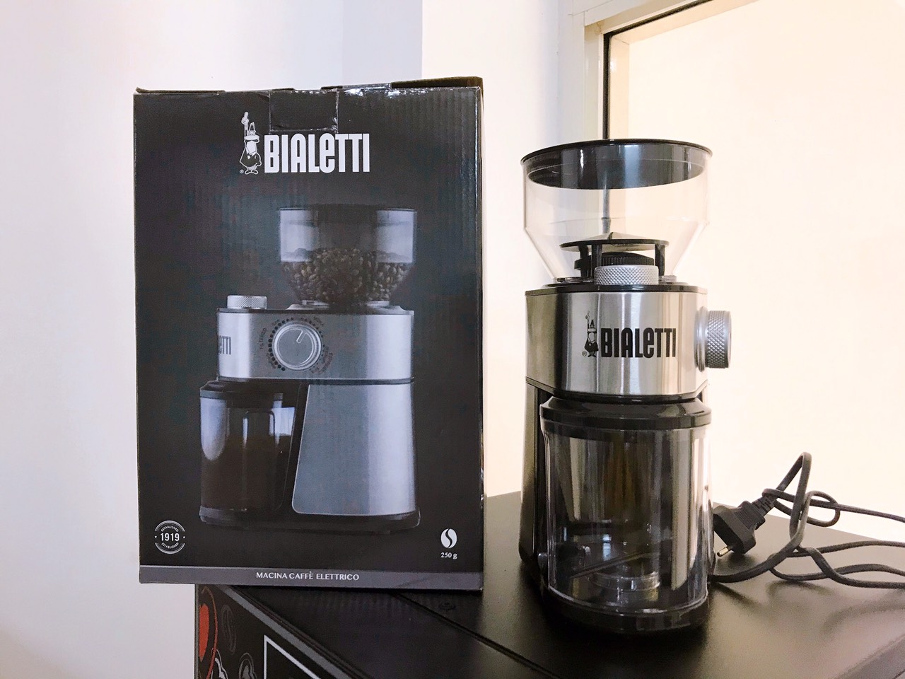 Máy xay cà phê Bialetti Electric Coffee Grinder MCF03 - Hàng chính hãng