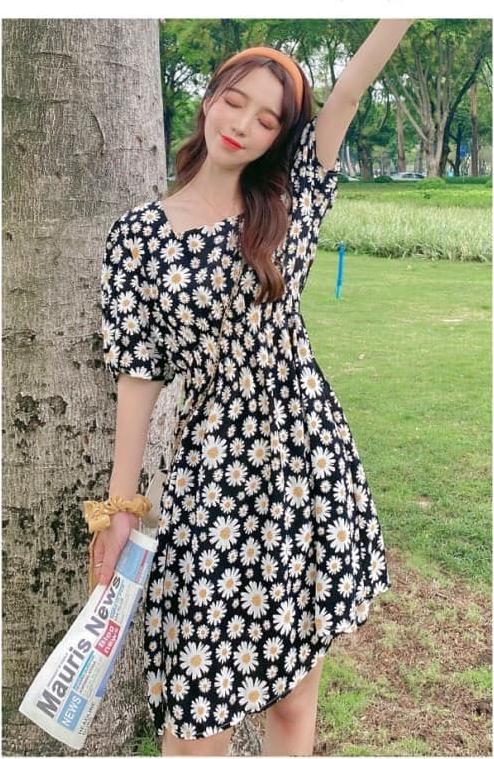 ĐẦM XOÈ HOA CÚC NHÚN EO