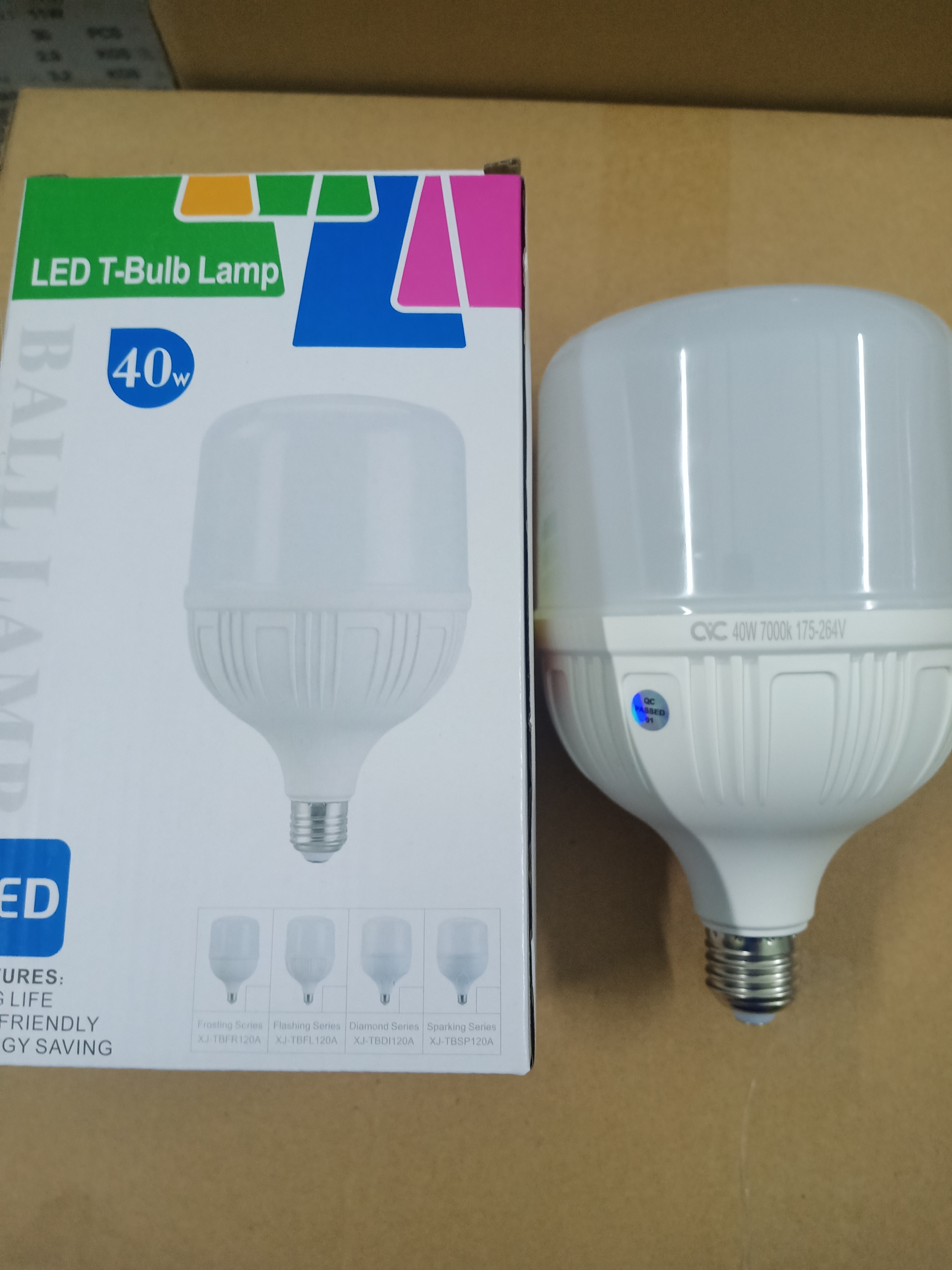 Bóng đèn led 40w cvc đủ công suất