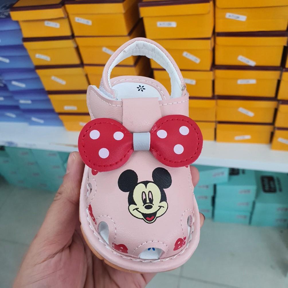 Giày sandal bé gái Sandal bé gái tập đi hình Mickey đế chống trơn trượt có còi chất da PU siêu mềm