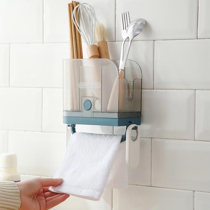 Hộp đựng muỗng đũa dán tường có móc và thanh treo khăn- kệ đựng đũa muỗng, ống cắm đũa thìa để được 2 kiểu: đứng và treo