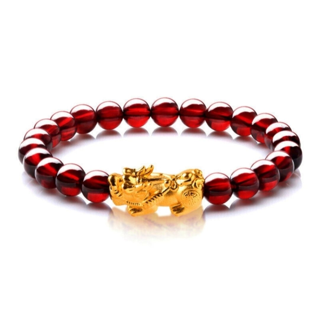 Vòng tay phong thủy, vòng tay nữ may mắn đá thạch anh đỏ ruby gắn tỳ hưu hút Lộc Tài Duyên TARUBY01