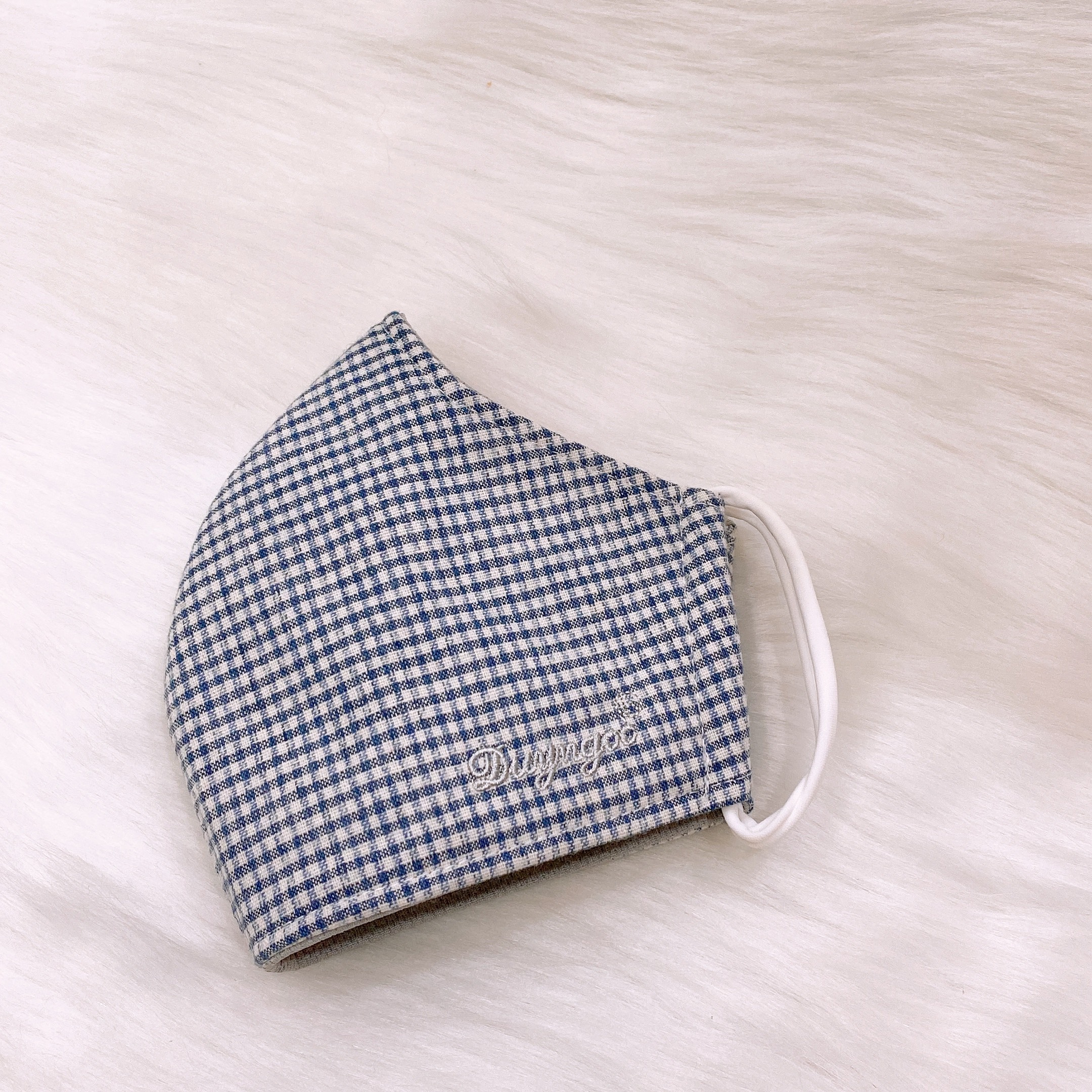 Khẩu Trang Vải Caro Nhuyễn Kháng Khuẩn Duy Ngọc Cao Cấp, hàng chính hãng, chất liệu Cotton .
