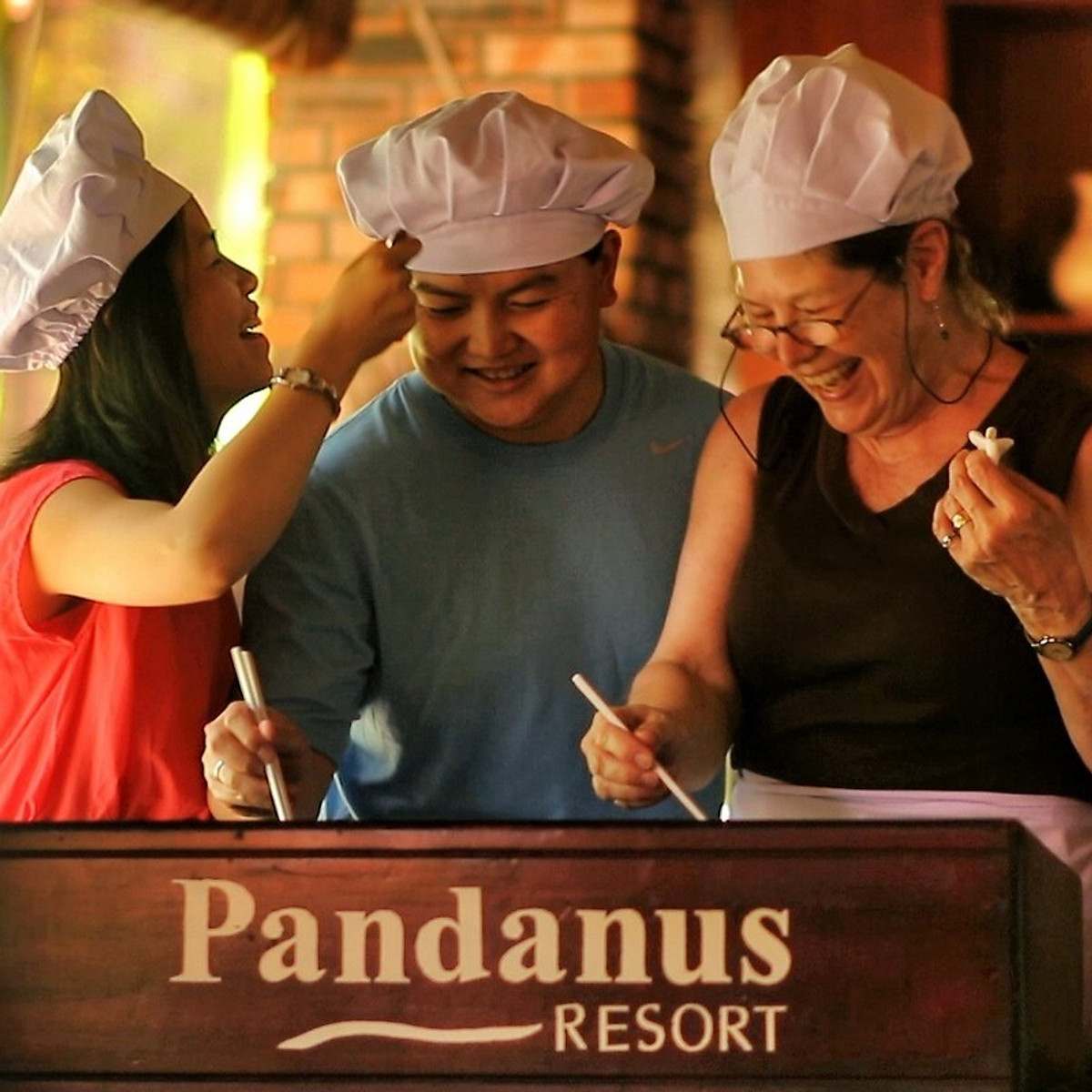 Pandanus Resort 4* Phan Thiết - Buffet Sáng, Hồ Bơi, Bãi Biển Riêng, Voucher Giá Tốt, Khách Sạn Mũi Né, Và Nhiều Ưu Đãi Hấp Dẫn